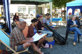 Stadtgestalten im Juni - Zeichnen unter freiem Himmel