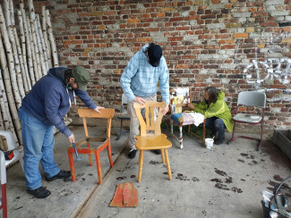 Beim Gestalten der Stühle 