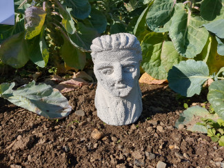 Skulptur  "Indigo" beim Herbstmarkt in den Hardtgärten