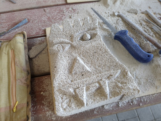 Ein Kopf aus Ytong entsteht