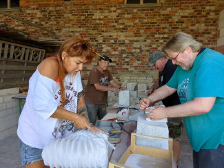 Bau weiterer der Steine 2025 in den Hardtgärten