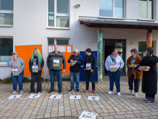 April 2026: Die Spieler*innen bei der Ralley mit der WALI Wetzlar im Nachbarschaftszentrum Westend
