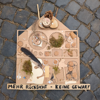 Gestaltetes Haus: mehr Rücksicht - keine Gewalt