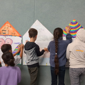 Recht auf ein sicheres Zuhause: Präsentation in Lollar am Weltkindertag 2024