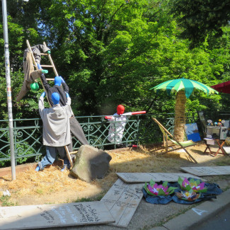 Das Kunstwerk bei Fluss mit Flair