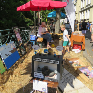 Das Kunstwerk bei Fluss mit Flair