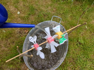 selbst gebaute Wasserräder 